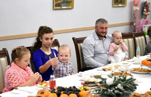 Заместитель Председателя Правительства РФ Татьяна Голикова и Губернатор Игорь Руденя посетили отремонтированный Музей А.С. Пушкина в Берново