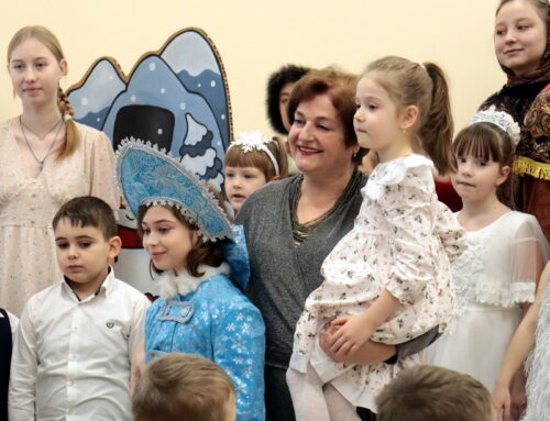 В новом доме Рождество нам дарило волшебство!