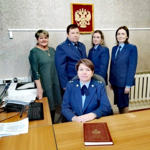 Примите искренние поздравления с профессиональным праздником!