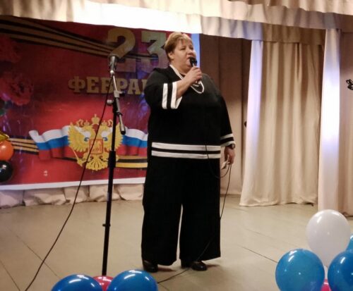 Защитникам Родины слава!