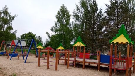 В деревне Степурино открыли детскую игровую площадку
