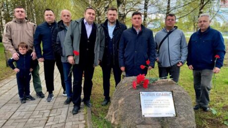 Сотрудники «Ростелекома» почтили память связистов — участников Великой Отечественной войны