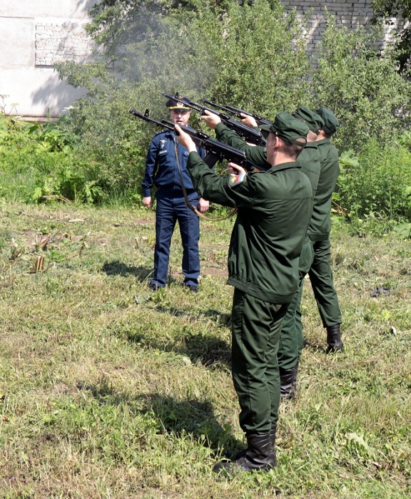 В Старице проводили в последний путь Максима Фецера, погибшего на СВО