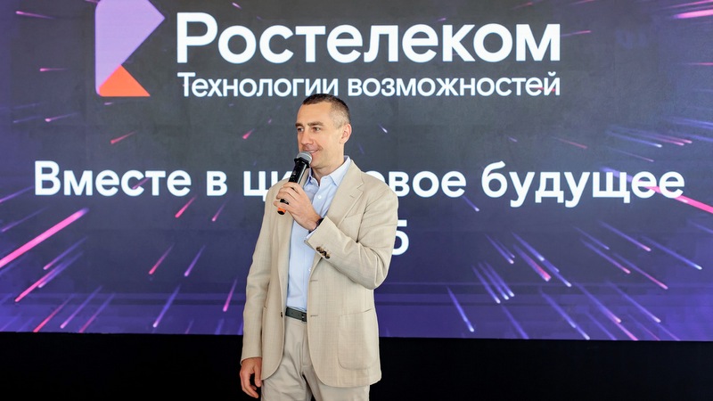Цифровые двойники и промпты для видеоисторий, аэротакси и игровые движки, анпакинг и анбоксинг российских гаджетов: подведены федеральные итоги конкурса «Вместе в цифровое будущее»