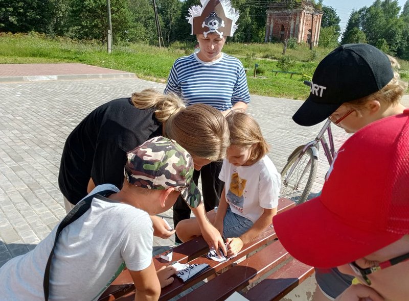 В Бабине искали пиратские сокровища