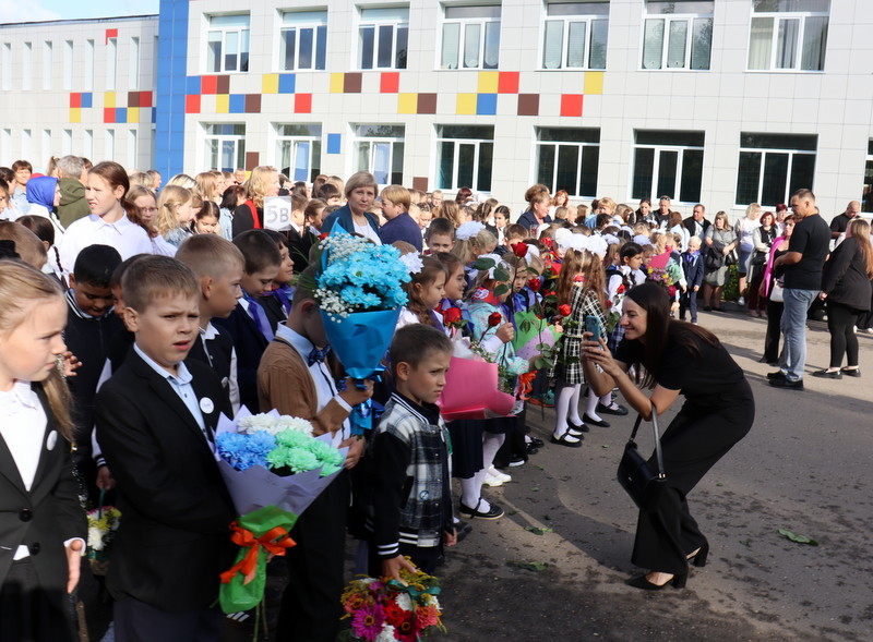 Здравствуй, осень! Здравствуй, школа!