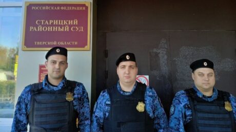 Не остались в стороне: приставы доставили в больницу женщину, нуждающуюся в экстренной помощи