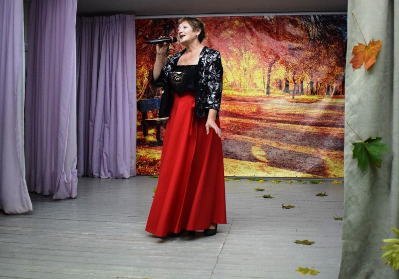 «Напоила осень допьяна»