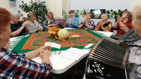 «Капустные посиделки» на станции Старица