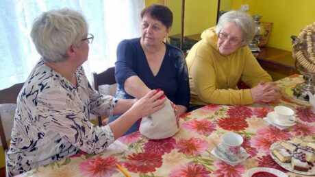 В Орешках вновь собрались у самовара
