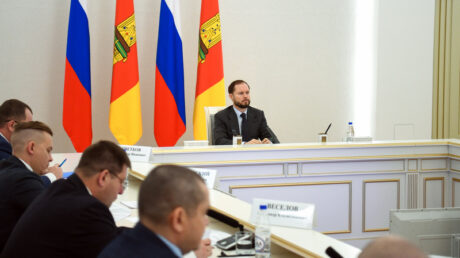 Временно исполняющий обязанности Губернатора Виталий Королев провёл заседание региональной Антитеррористической комиссии