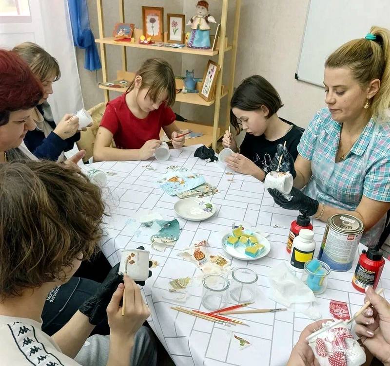 Принесли тепло и творчество