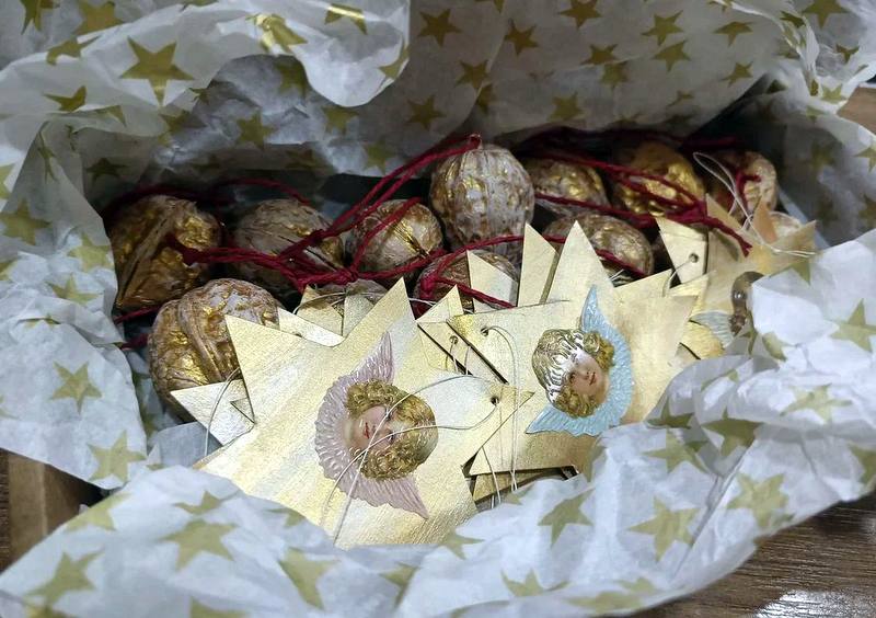Принесли тепло и творчество