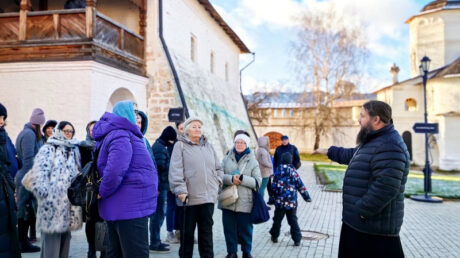 Родственники участников СВО посетили с паломническим визитом Старицкую обитель