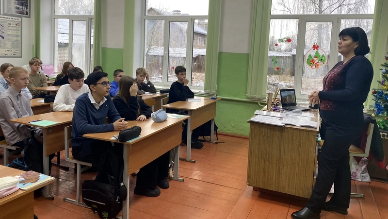 Школьники продолжают повышать финансовую грамотность