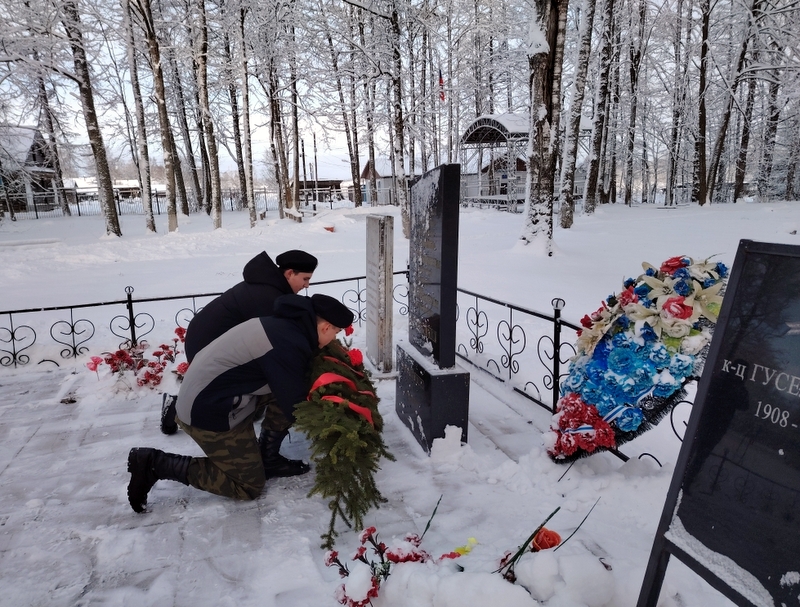 Сильные духом: митинг в честь 84-й годовщины освобождения села Луковниково и Старицкого района