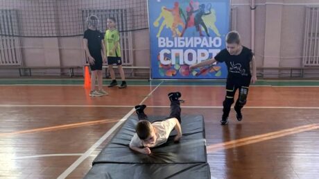 Юные спортсмены прошли «Школу молодого бойца»