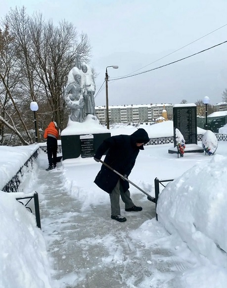 Снежный десант вышел на улицы Старицы