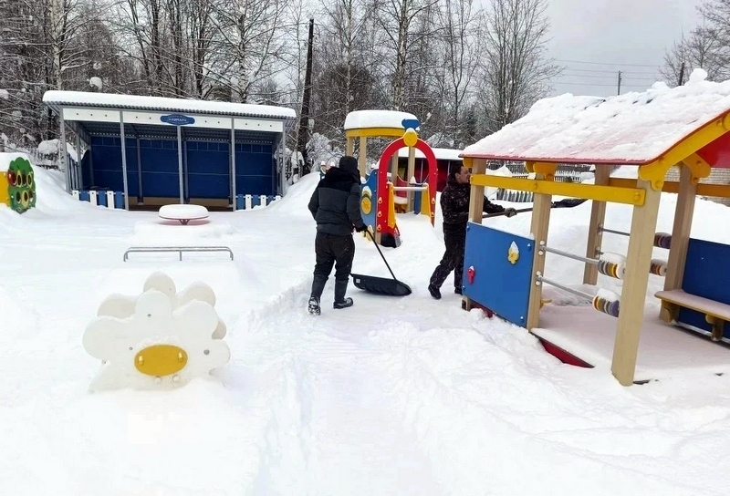 Снежный десант вышел на улицы Старицы
