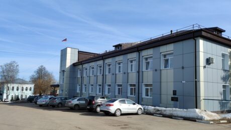 Решением Старицкого районного суда на администрацию округа возложена обязанность организовать уличное освещение