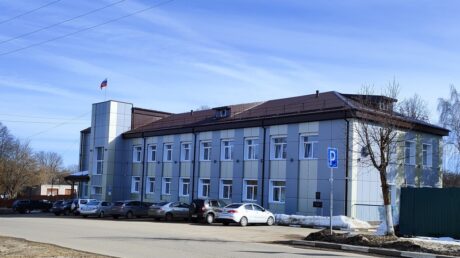 Решением Старицкого районного суда возложена обязанность привести автомобильную дорогу в соответствие с требованиями действующего законодательства