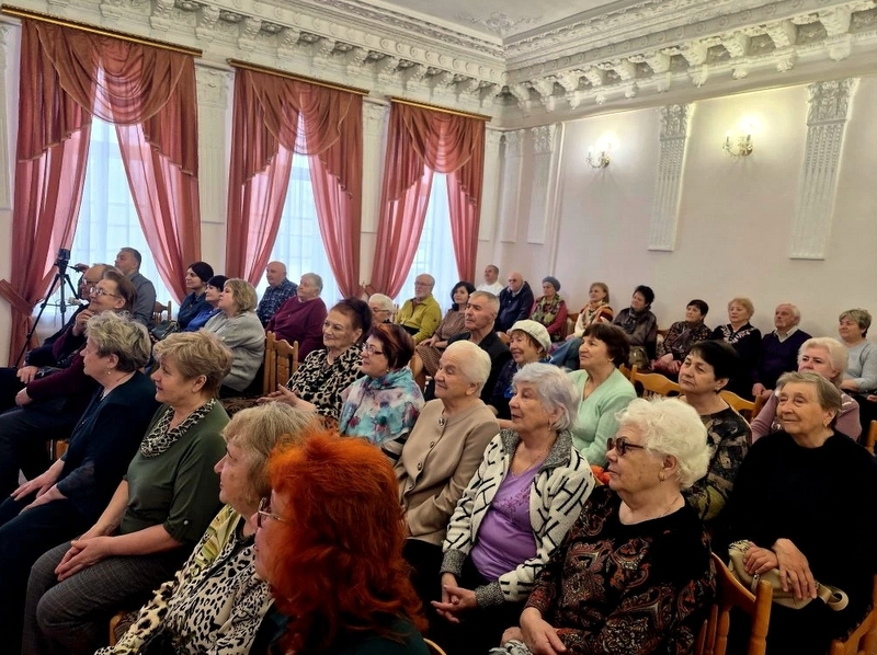 «Ретро…» отчиталось в своём стиле