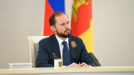 Виталий Королев поставил задачи по организации безопасного и интересного отдыха детей в Тверской области на летних каникулах
