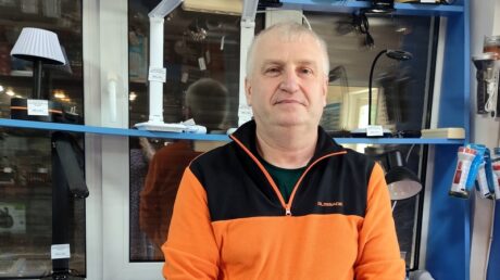 Всё начинается… с лампочки