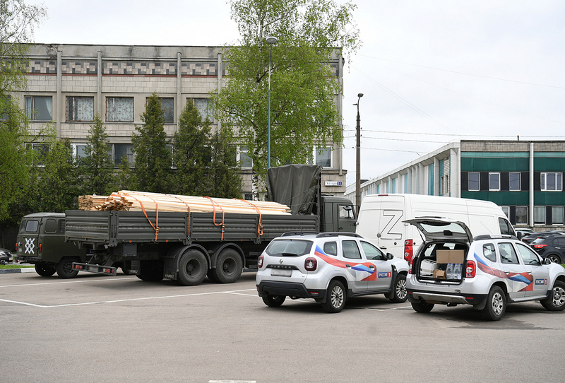Виталий Королев отправил гуманитарный груз тверским бойцам на СВО