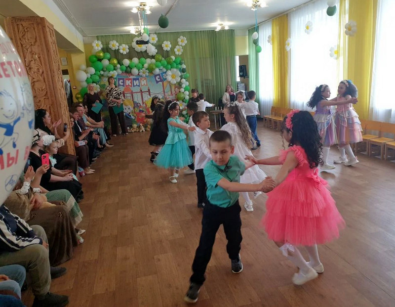 Новых открытий, верных друзей и ярких побед!
