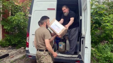 С глубоким уважением и признательностью поздравляем с юбилеем, отец Николай!