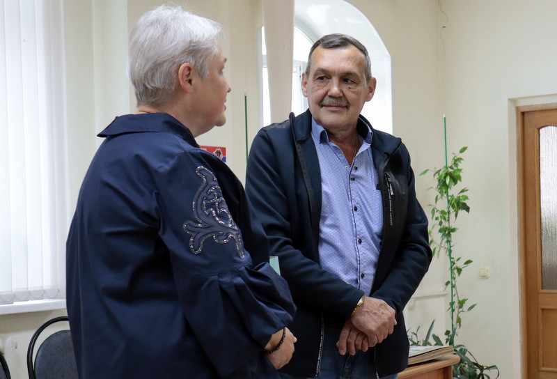 В рабочий полдень