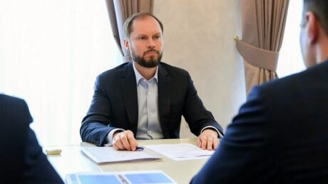 Глава Тверской области Виталий Королев и генеральный директор ПАО «Россети Центр» Борис Эбзеев проработали вопросы повышения надежности электроснабжения Тверской области