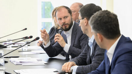 Виталий Королев назвал приоритеты развития туристической индустрии Верхневолжья на совещании полномочного представителя Президента РФ в ЦФО Игоря Щёголева с представителями туротрасли региона