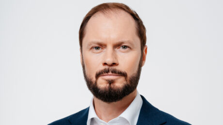 Виталий Королев: Повышаем, как обещал, оплату труда работникам учреждений социальной защиты Тверской области