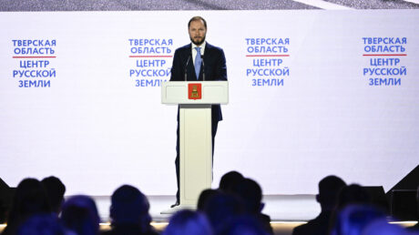 Инвестиции, социальная политика, развитие медицины и образования — для человека: Виталий Королев в обращении к жителям Тверской области обозначил главные приоритеты своей работы