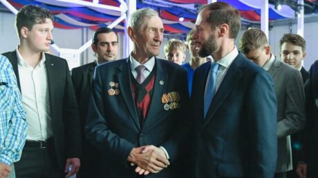 Виталий Королев в обращении к жителям Верхневолжья: «Путь Тверской области — это путь созидания». Главу региона поддержали федеральные и региональные лидеры