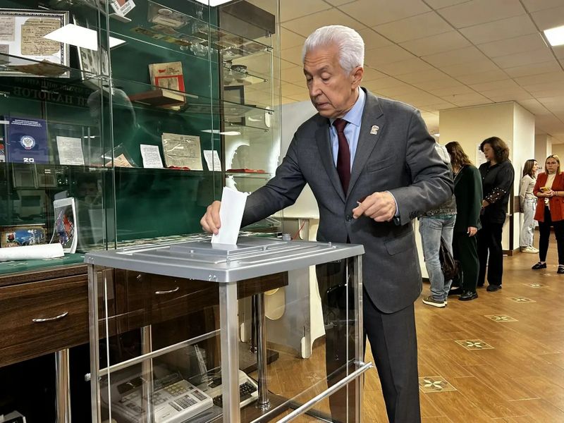 Владимир Васильев: Принимая участие в выборах сегодня, мы исполняем свой долг