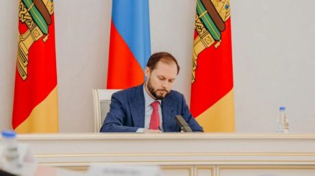 Губернатор Виталий Королев расширил возможности программы «Земский учитель» в Тверской области: теперь ее участниками могут стать студенты вузов