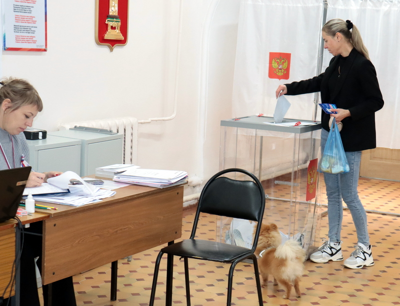 Второй день тройных выборов