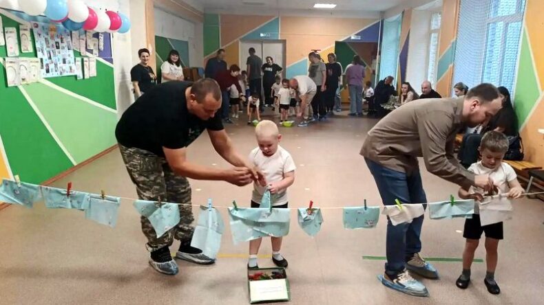 Папы снова стали беззаботными мальчишками!