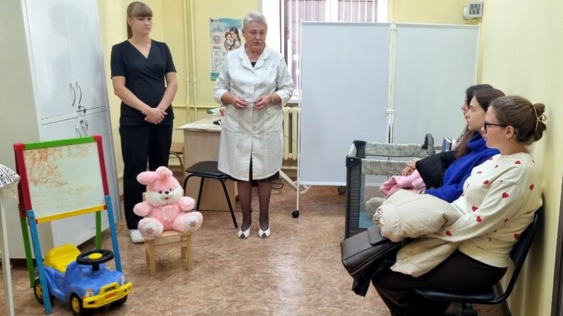 Будущих мам поздравили с Днём беременных