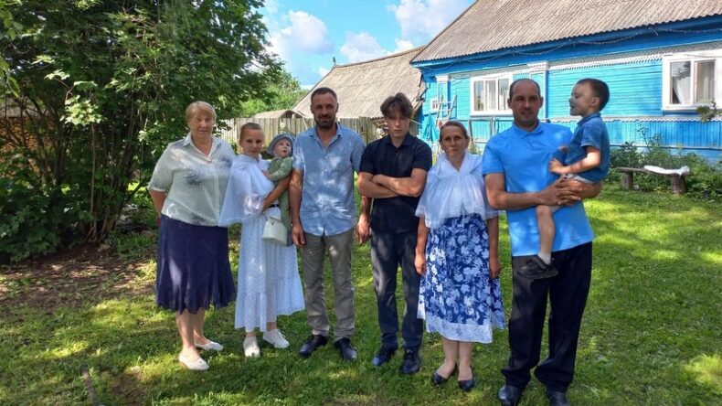 Имя Александр означает — защитник