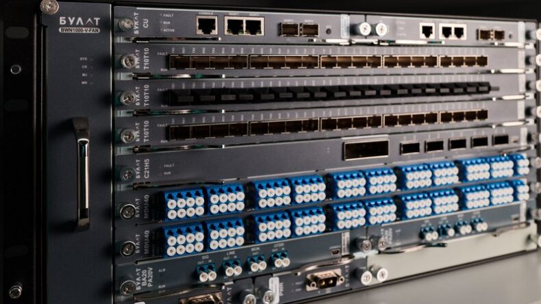 «Ростелеком» завершил разработку высокоскоростной DWDM-системы «БУЛАТ»: оборудование включено в реестр российской промышленной продукции Минпромторга РФ
