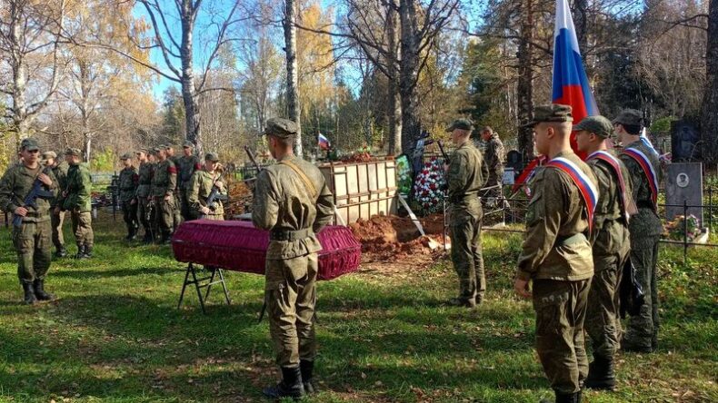 В Луковникове простились с Денисом Агахиным, погибшим в ходе специальной военной операции